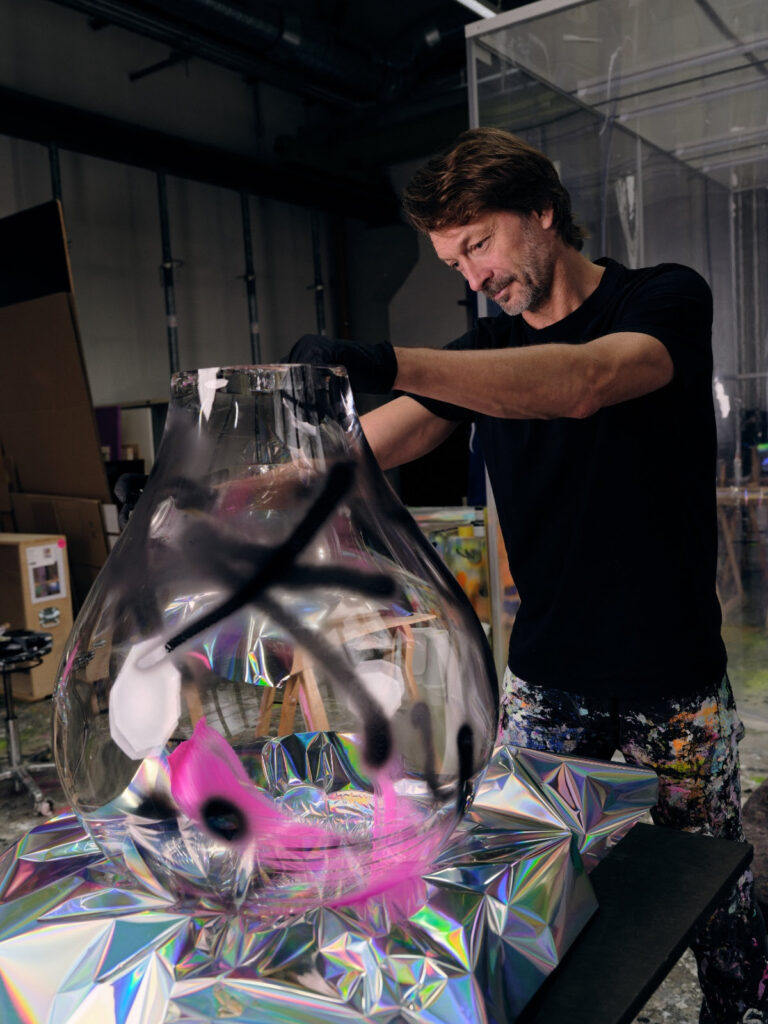 Hand-blown crystal BOMMA Tim anniversary light — luxury lighting for contemporary interiors