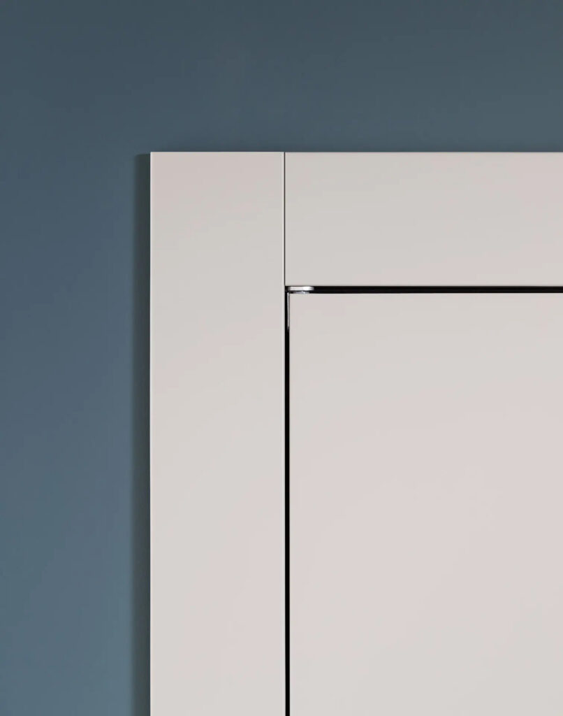 Lualdi Filo 55S/T tambour-core door in Italian contemporary design