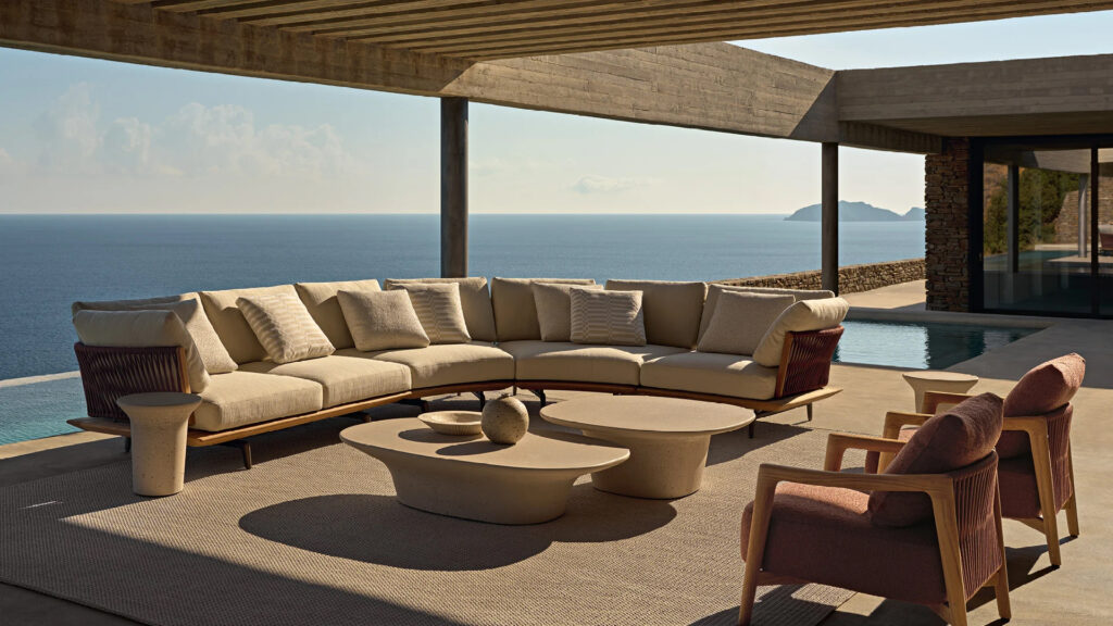 Luxury Italian outdoor furniture La Jolla, Poliform Lagoon sofa
